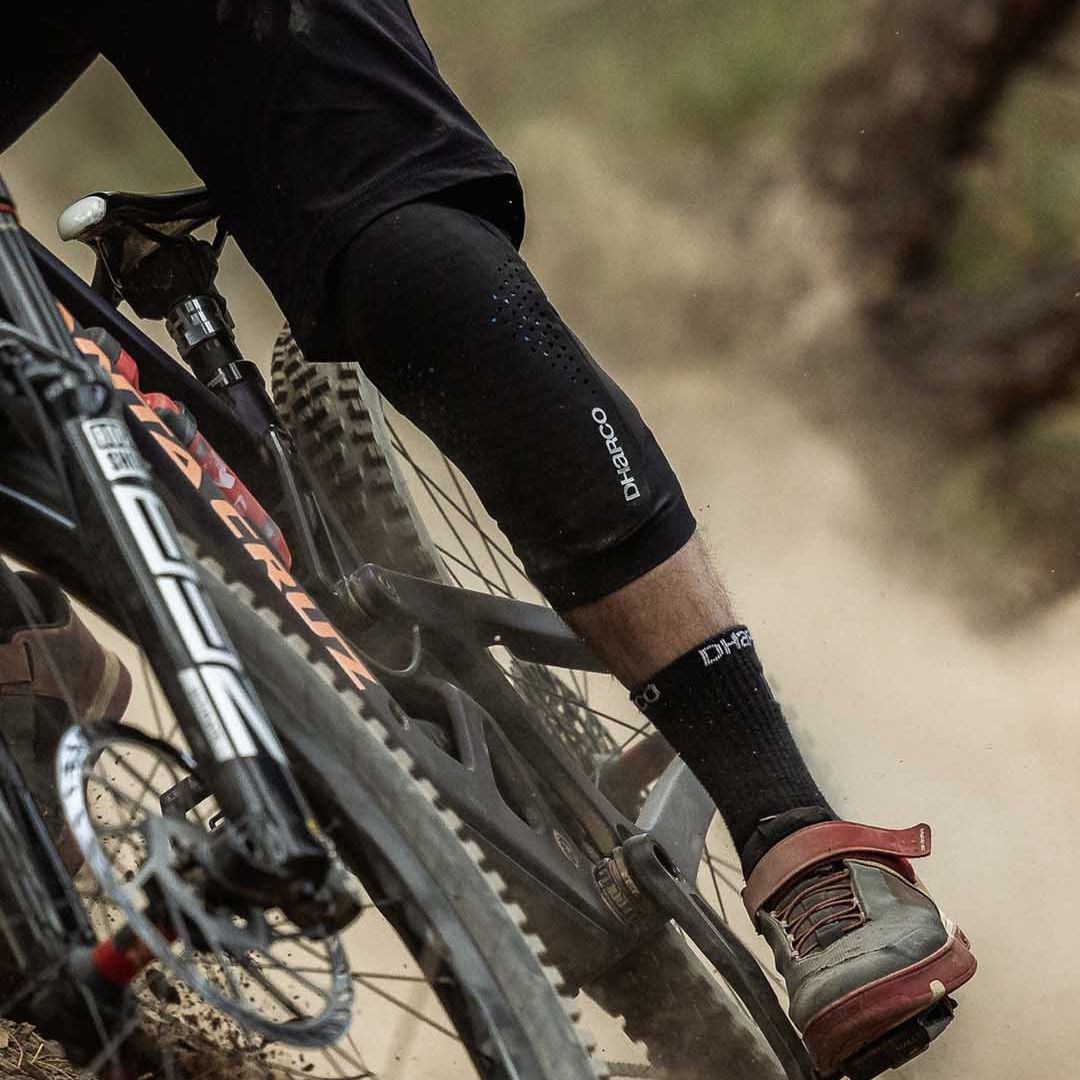 Dharco Gravity Knee Pad