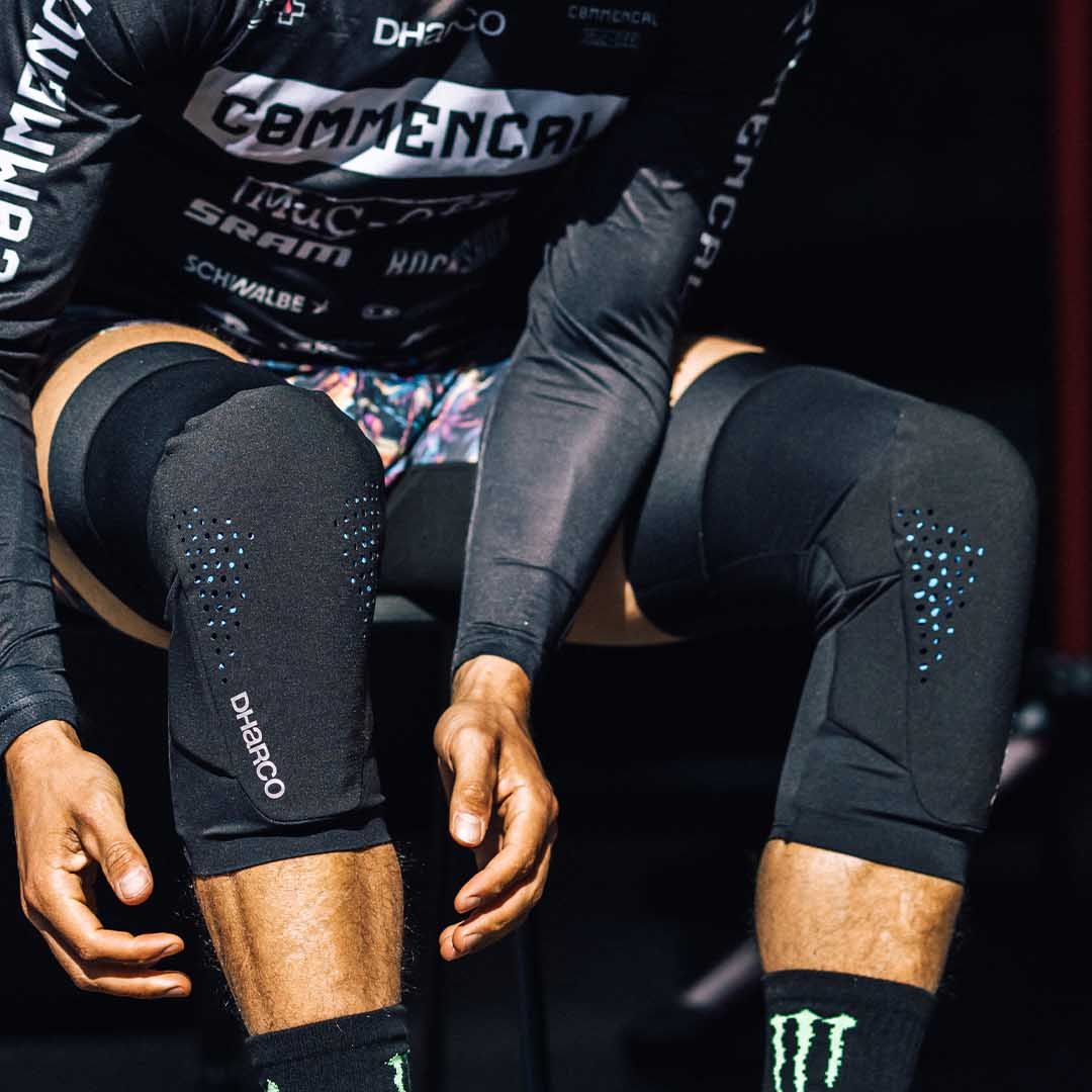 Dharco Gravity Knee Pad