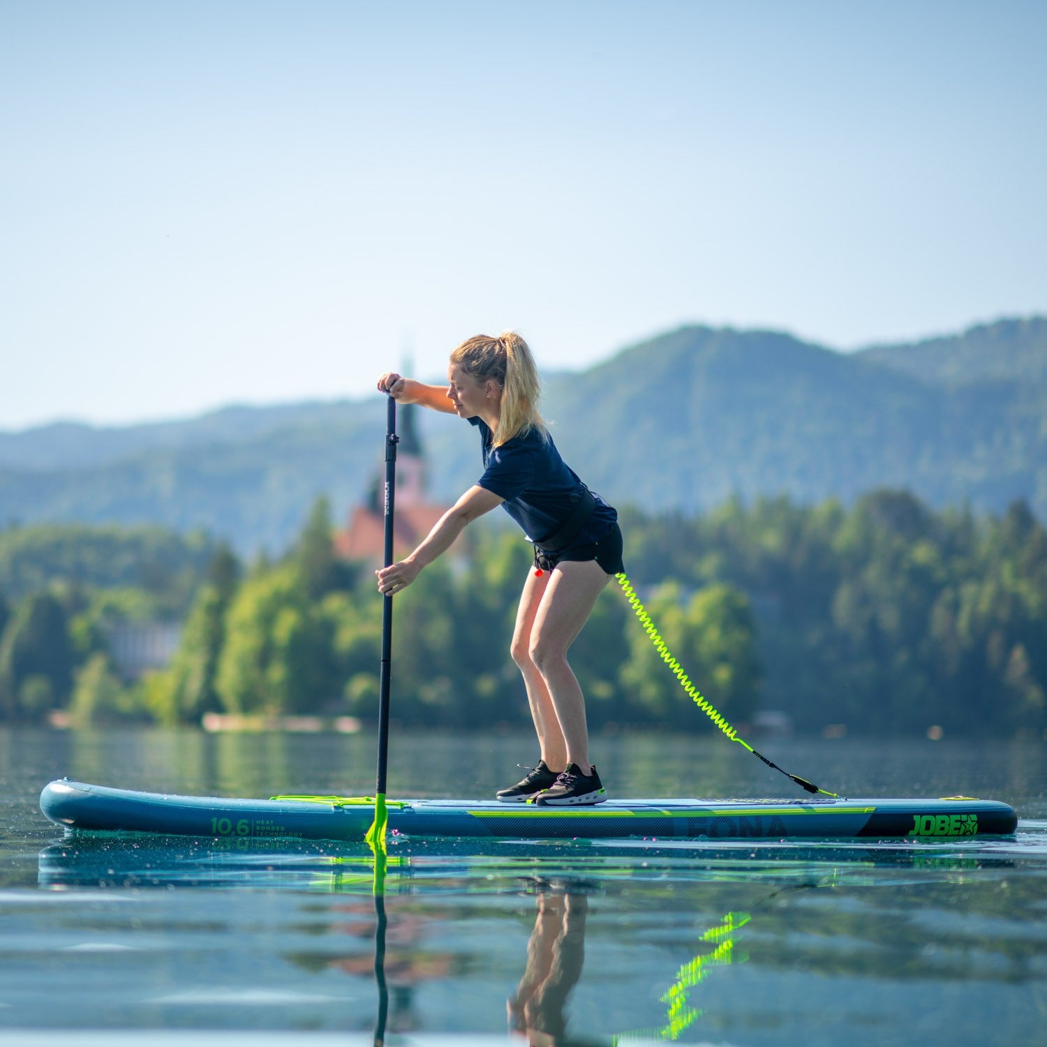 JOBE LEONA 10.6 INFLATABLE PADDLE BOARD PACKAGE