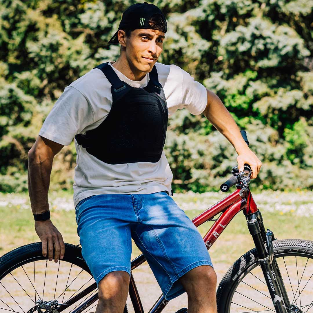 Dharco Gravity Vest
