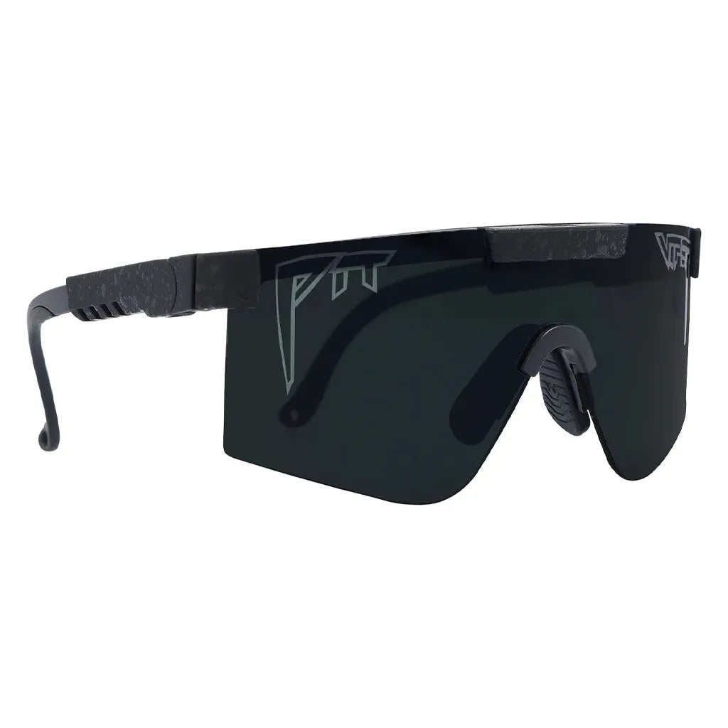 The Blacking Out Polarized 2000s